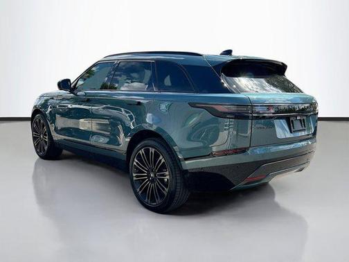 2026 Land Rover Range Rover Velar P250 SE R-Dynamic
