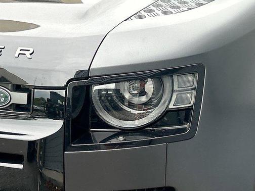 2024 Land Rover Defender 110 P525 Carpathian Edition