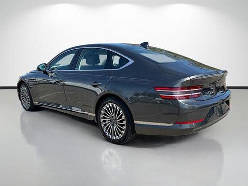 2024 Genesis Electrified G80 Advanced