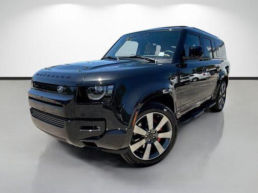 Santorini Black Metallic 2026 Land Rover Defender P400 X