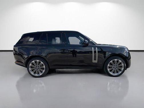Black 2025 Land Rover Range Rover P530 SE