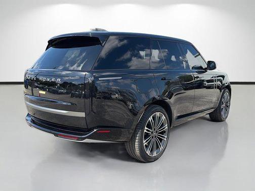 Black 2025 Land Rover Range Rover P530 SE