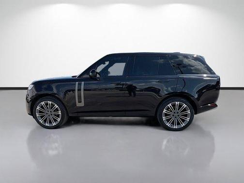 Black 2025 Land Rover Range Rover P530 SE