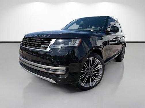 Black 2025 Land Rover Range Rover P530 SE