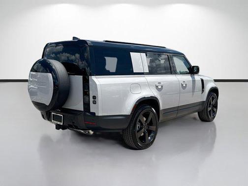Borasco Grey Metallic 2026 Land Rover Defender P300 S