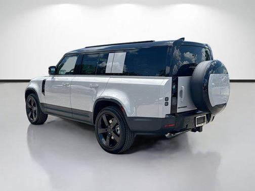 Borasco Grey Metallic 2026 Land Rover Defender P300 S