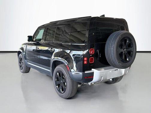 2025 Land Rover Defender 110 P400 S