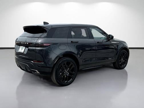 Carpathian Grey Premium Metallic 2026 Land Rover Range Rover Evoque Hoxton Edition