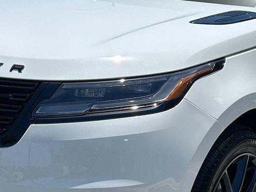2026 Land Rover Range Rover Velar P400 Dynamic SE