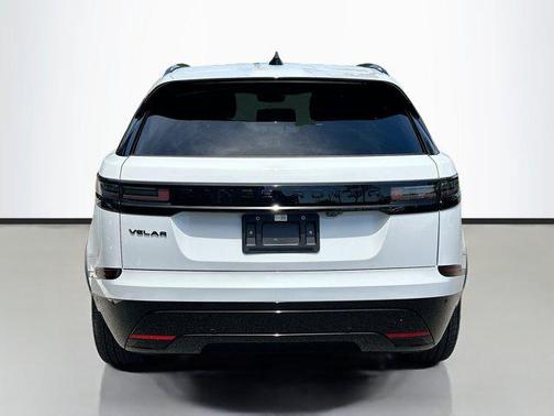 2026 Land Rover Range Rover Velar P400 Dynamic SE
