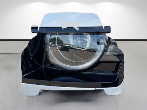 2026 Land Rover Defender P400 X-Dynamic SE