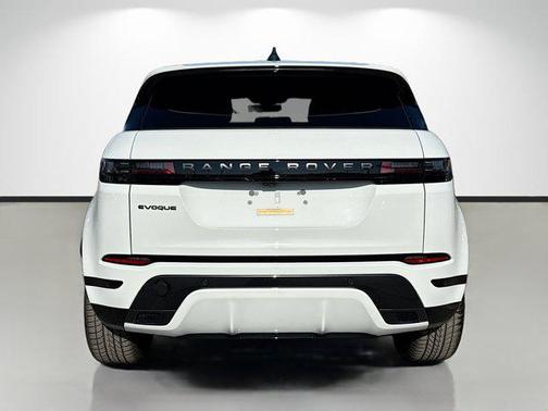 2026 Land Rover Range Rover Evoque Dynamic SE