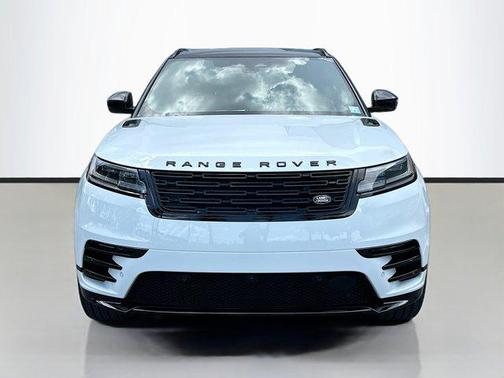 2026 Land Rover Range Rover Velar P250 SE R-Dynamic