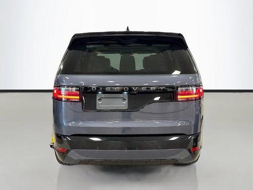 2025 Land Rover Discovery P360 Dynamic SE