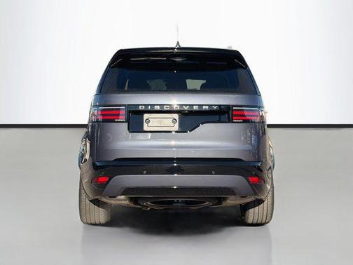 2025 Land Rover Discovery P360 Dynamic SE