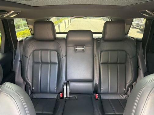 Black 2020 Land Rover Range Rover Sport SE