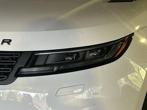 2024 Land Rover Range Rover Sport SE