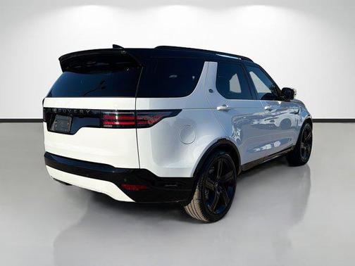 2026 Land Rover Discovery Dynamic SE