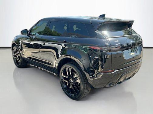 2026 Land Rover Range Rover Evoque Dynamic SE
