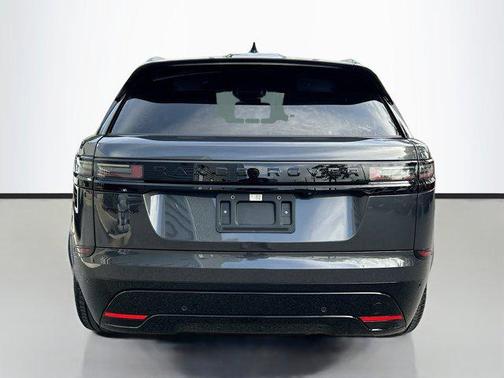 2026 Land Rover Range Rover Velar P250 SE R-Dynamic