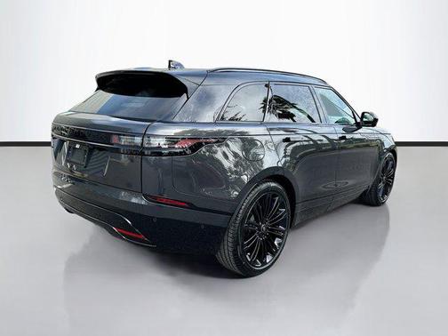 2026 Land Rover Range Rover Velar P250 SE R-Dynamic
