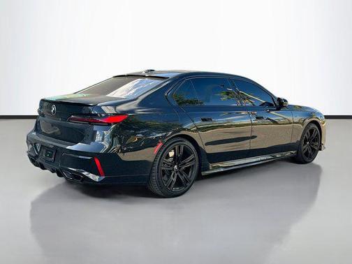 2024 BMW 740 740i
