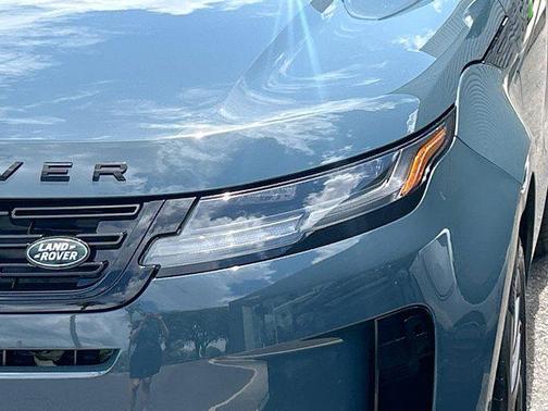 2026 Land Rover Range Rover Evoque Core S