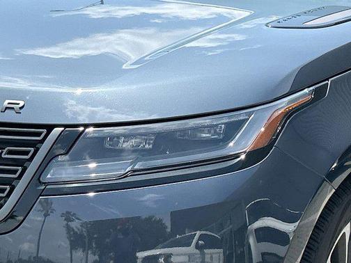 2025 Land Rover Range Rover Velar P250 SE R-Dynamic