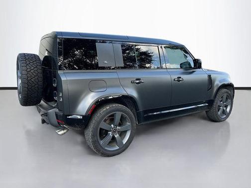 2024 Land Rover Defender 110 P525 Carpathian Edition
