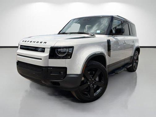 Borasco Grey Metallic 2026 Land Rover Defender P300 S