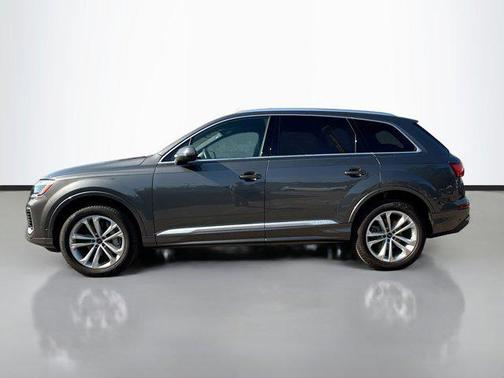2025 Audi Q7 45 Premium