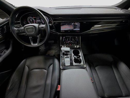 2025 Audi Q7 45 Premium