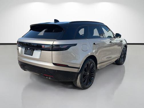 Batumi Gold Premium Metallic 2026 Land Rover Range Rover Velar Belgravia Edition