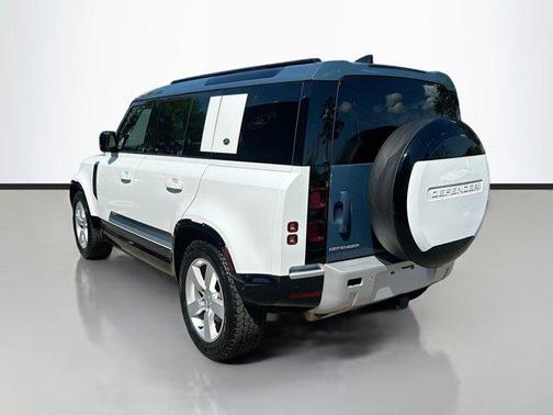 2024 Land Rover Defender 110 P400 S