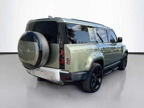 2024 Land Rover Defender 130 P300 S