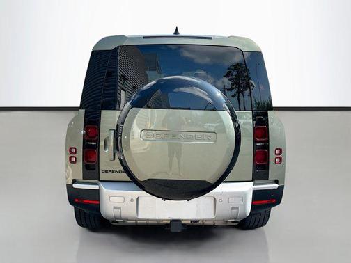 2024 Land Rover Defender 130 P300 S