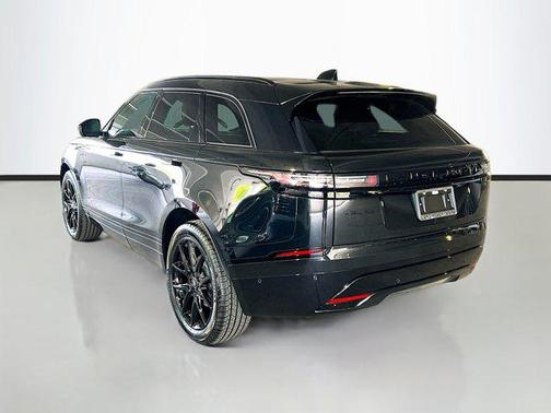 2026 Land Rover Range Rover Velar P400 Dynamic SE