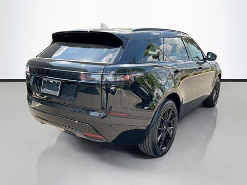 2026 Land Rover Range Rover Velar P400 Dynamic SE
