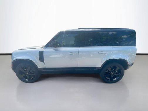 2024 Land Rover Defender 110 P400 X-Dynamic SE