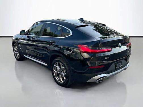 2024 BMW X4 xDrive30i