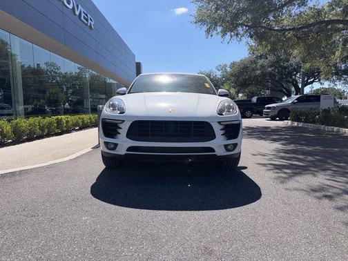 Black 2018 Porsche Macan Macan