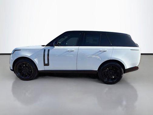 2026 Land Rover Range Rover P530 SE