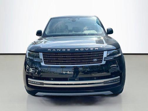 2024 Land Rover Range Rover P530 SE