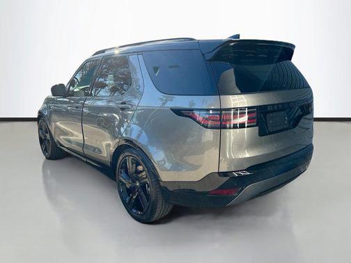 2025 Land Rover Discovery P360 Dynamic SE