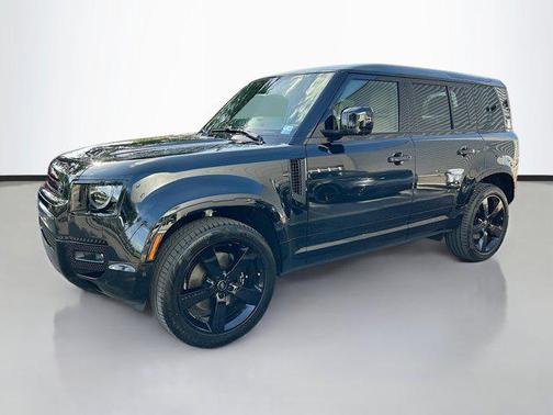 2025 Land Rover Defender 110 V8