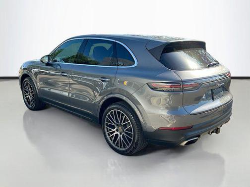 2022 Porsche Cayenne Platinum Edition