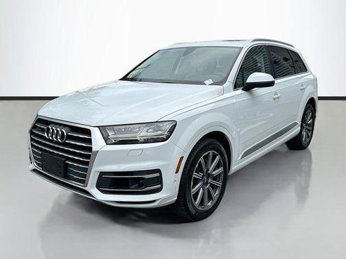 2019 Audi Q7 55 Premium Plus