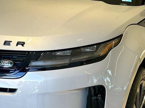 2025 Land Rover Range Rover Evoque Core S