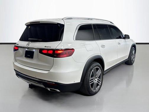 2024 Mercedes-Benz GLS 450 4MATIC