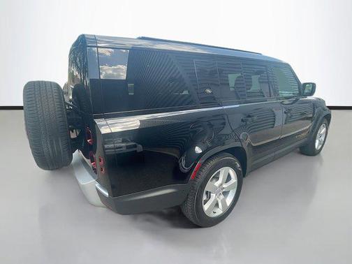 2024 Land Rover Defender 130 P400 S